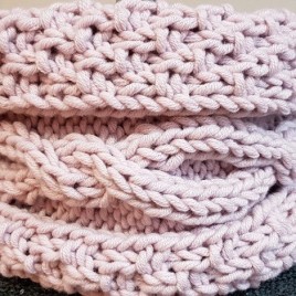 BIG SNOOD AUX ENTRELACS